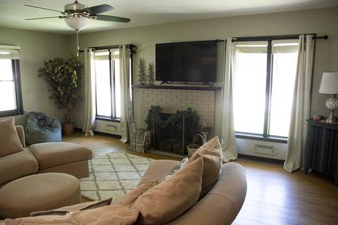 209 W North St, Morrison, IL 61270 photo 7