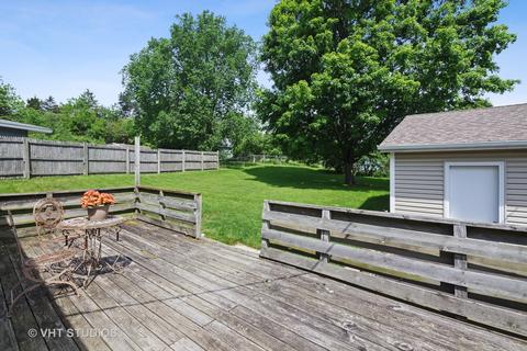 908 Hayden Dr, Mchenry, IL 60051 photo 13