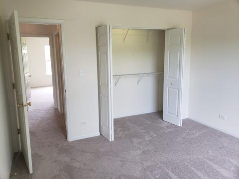 265 Hearthstone Dr, Bartlett, IL 60103 photo 11