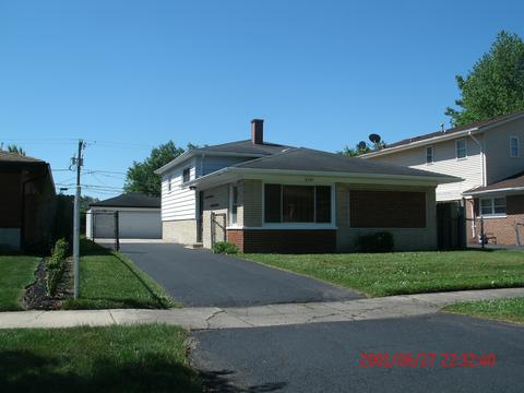 2323 W 157th Pl, Markham, IL 60428 photo 2