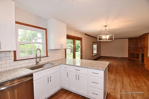 515 Camdon Cir, Bartlett, IL 60103 photo 8
