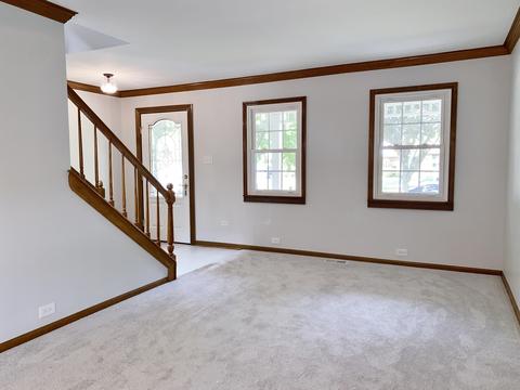 515 Camdon Cir, Bartlett, IL 60103 photo 6