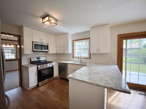 515 Camdon Cir, Bartlett, IL 60103 photo 11