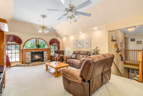 12847 Shelly Ln, Plainfield, IL 60585 photo 5