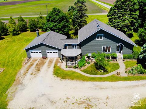 3495 E 12th Rd, Ottawa, IL 61350 photo 2