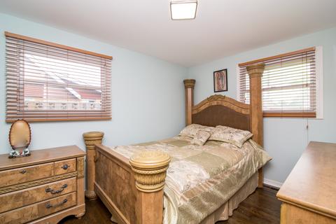 9237 Willow Ln, Bridgeview, IL 60455 photo 7