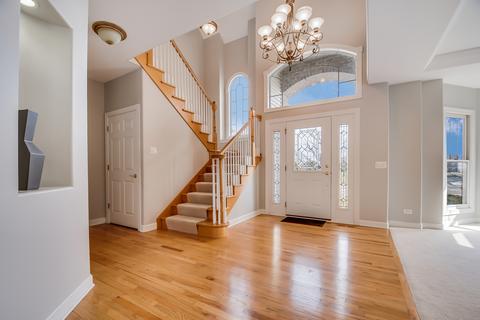 27005 Ashgate Xing, Plainfield, IL 60585 photo 2