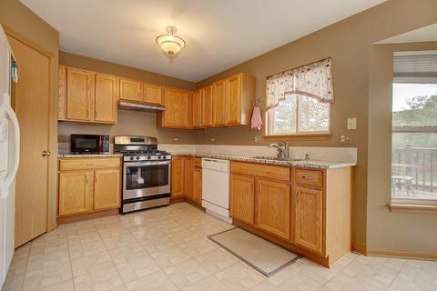 7008 Desert Dr, Plainfield, IL 60586 photo 9