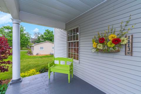 113 E 6th St, Gridley, IL 61744 photo 3
