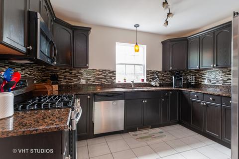 508 Spring Rd, Ingleside, IL 60041 photo 3