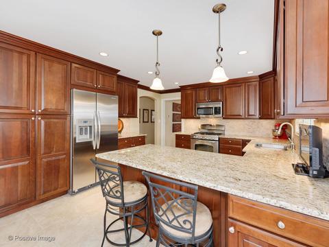 650 Windsor Rd, Glenview, IL 60025 photo 7
