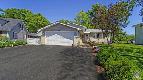 61 Timber Ln, Lindenhurst, IL 60046 photo 3