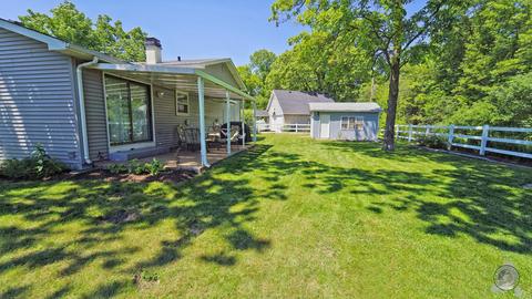 61 Timber Ln, Lindenhurst, IL 60046 photo 24