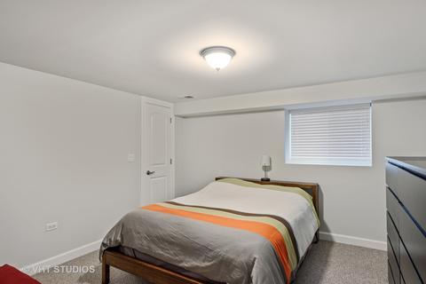 2953 N Gresham Ave, Chicago, IL 60618 photo 19