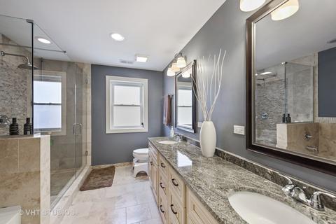 2953 N Gresham Ave, Chicago, IL 60618 photo 14