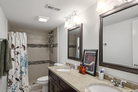 2953 N Gresham Ave, Chicago, IL 60618 photo 18