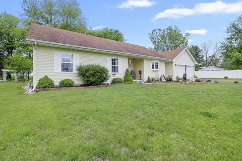 107 N State, Fairmount, IL 61841 photo 3