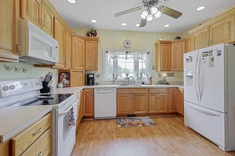 107 N State, Fairmount, IL 61841 photo 16