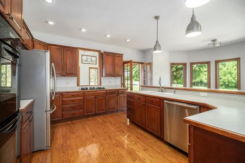 12184 Mitchell Dr, Plano, IL 60545 photo 10