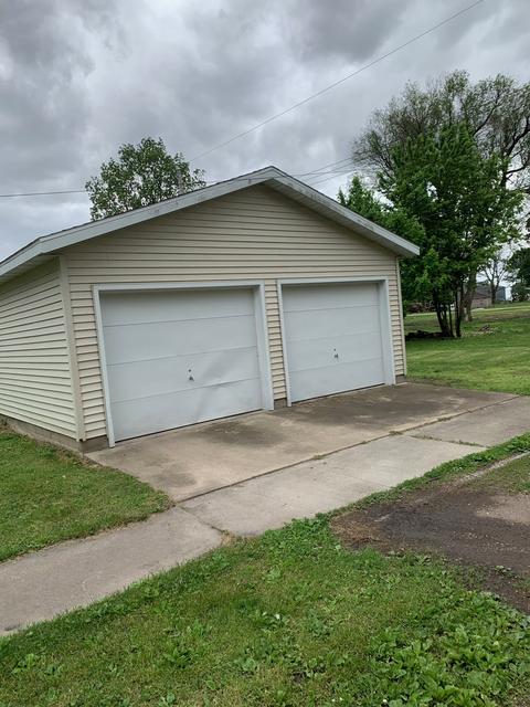 302 S Walnut St, Arrowsmith, IL 61722 photo 10