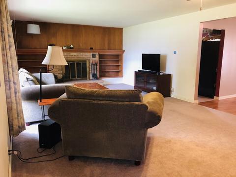 302 S Walnut St, Arrowsmith, IL 61722 photo 3