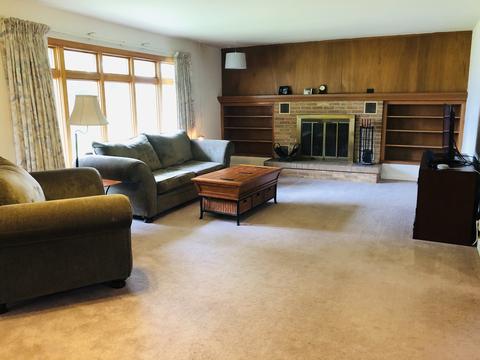 302 S Walnut St, Arrowsmith, IL 61722 photo 2