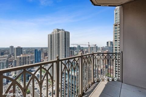21 E Huron St #3402, Chicago, IL 60611 photo 12