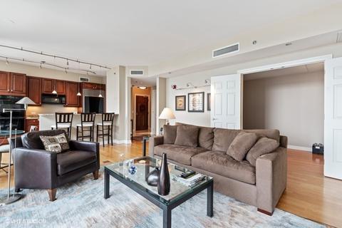 21 E Huron St #3402, Chicago, IL 60611 photo 8