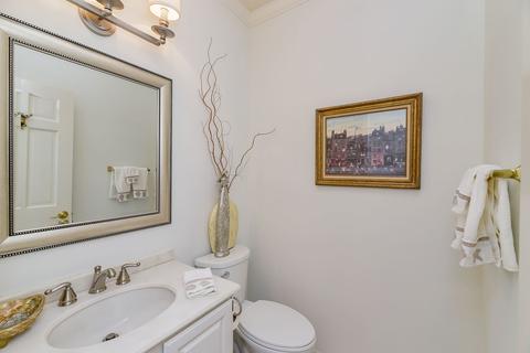 1344 Academy Ln, Wheaton, IL 60189 photo 13