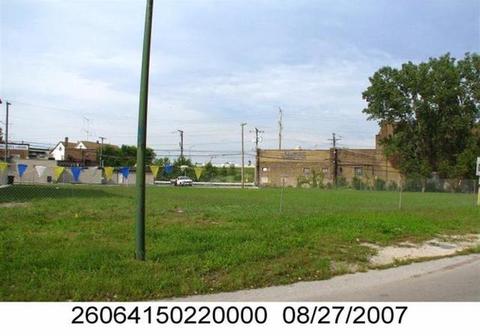 2884 E 94th St, Chicago, IL 60617 photo 1