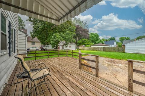 607 Orange St, Elgin, IL 60123 photo 21