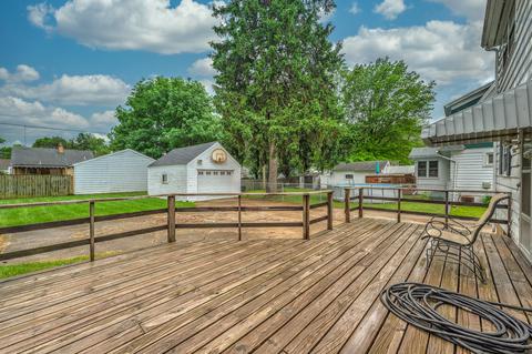 607 Orange St, Elgin, IL 60123 photo 20