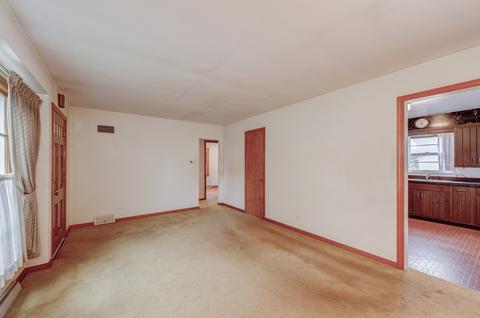 607 Orange St, Elgin, IL 60123 photo 6