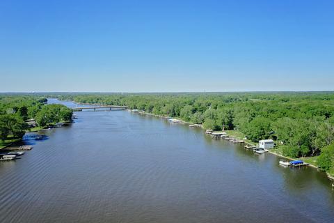 812 S Riverside Dr, Mchenry, IL 60050 photo 34