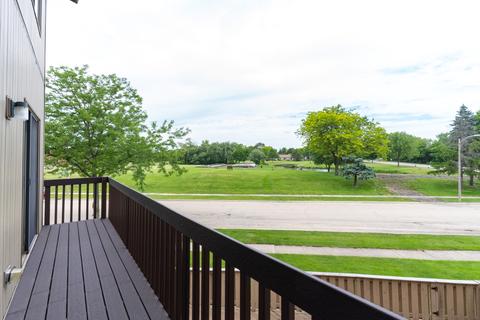 768 Golfview Dr, Roselle, IL 60172 photo 17