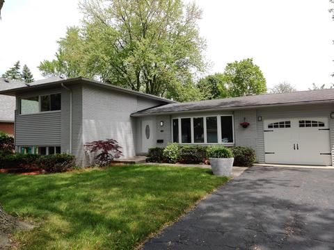 731 Pine St, Deerfield, IL 60015 photo 1