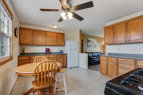 19644 Beechnut Dr, Mokena, IL 60448 photo 5