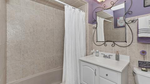 1916 E Pawnee Ln, Mount Prospect, IL 60056 photo 13