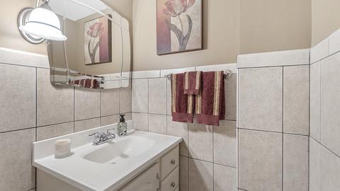 1916 E Pawnee Ln, Mount Prospect, IL 60056 photo 6