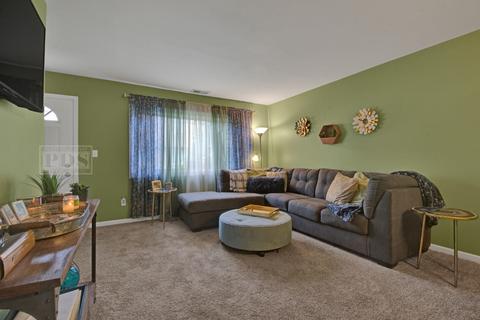835 Richard St #E, Aurora, IL 60506 photo 8