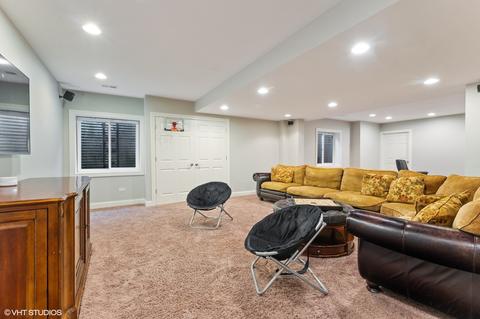 2675 Independence Ave, Glenview, IL 60026 photo 30