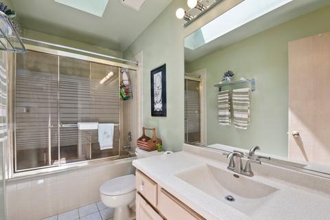 893 Brewster Ln, Bartlett, IL 60103 photo 14