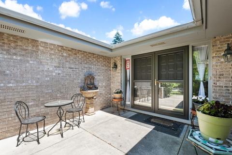 893 Brewster Ln, Bartlett, IL 60103 photo 17