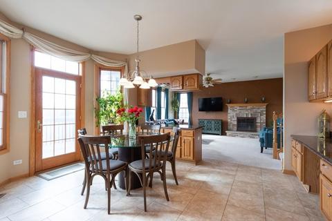 5375 Fox Path Ln, Hoffman Estates, IL 60192 photo 7