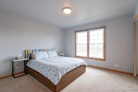 5375 Fox Path Ln, Hoffman Estates, IL 60192 photo 18