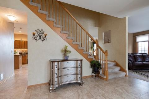 5375 Fox Path Ln, Hoffman Estates, IL 60192 photo 2