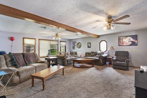 306 E Main St, Gardner, IL 60424 photo 12