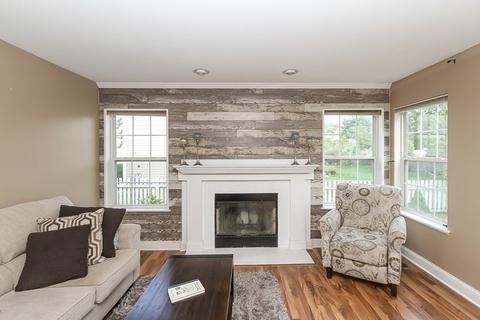 1464 Newcastle Ln, Bartlett, IL 60103 photo 14