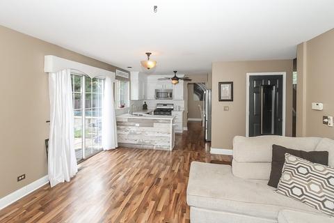 1464 Newcastle Ln, Bartlett, IL 60103 photo 15