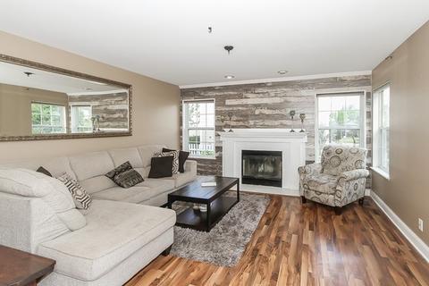 1464 Newcastle Ln, Bartlett, IL 60103 photo 13